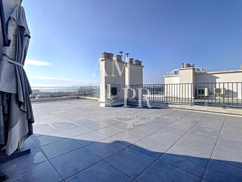 Appartement - 88 m² - 4 pièces