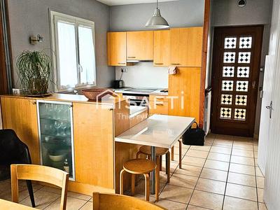 Maison - 84 m² - 5 pièces