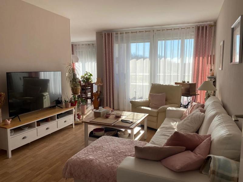 Appartement - 95 m² - 5 pièces