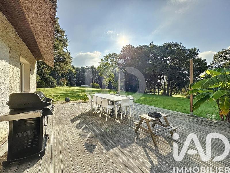 Maison - 259 m² - 10 pièces