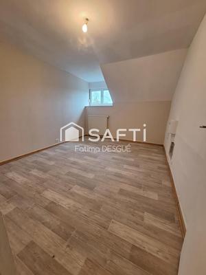 Maison - 96 m² - 6 pièces