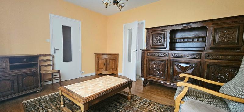 Maison - 85 m² - 7 pièces