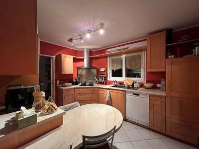 Maison - 133 m² - 6 pièces