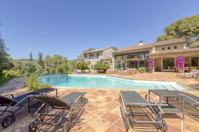 Villa - 430 m² - 7 pièces