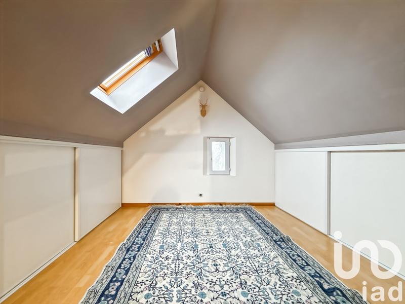 Maison - 186 m² - 7 pièces