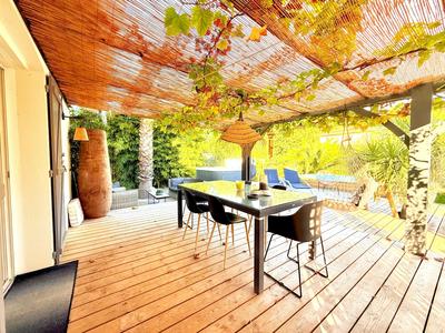 Maison - 145 m² - 7 pièces