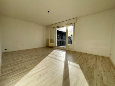 Appartement - 60 m² - 2 pièces