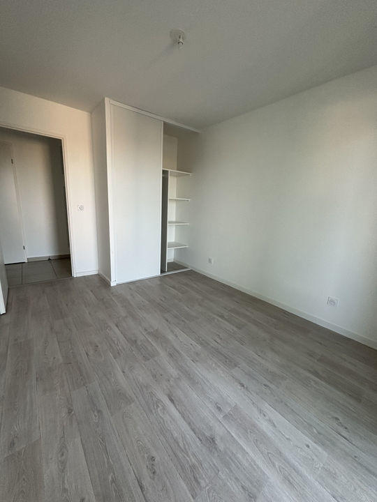 Appartement - 95 m² - 4 pièces