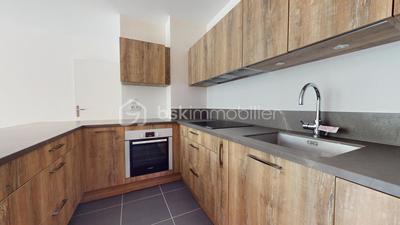 Appartement - 85 m² - 4 pièces