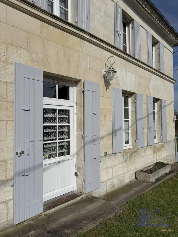 Maison ancienne - 117 m² - 4 pièces