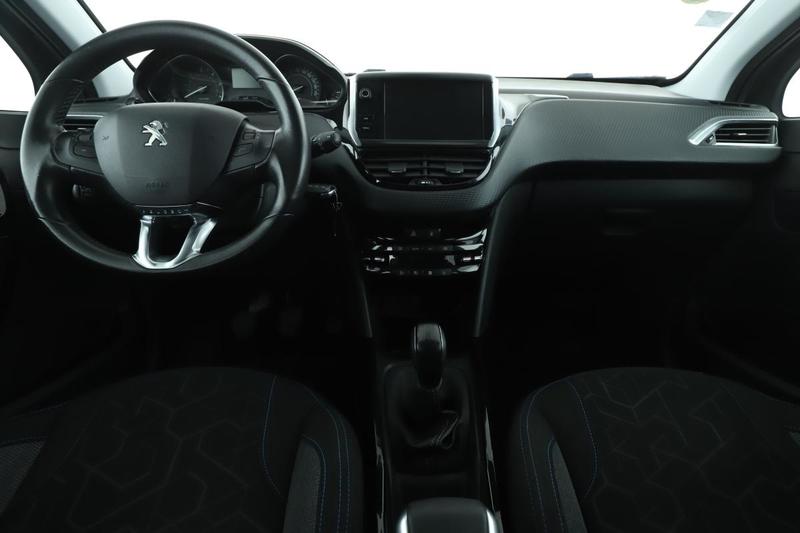 Peugeot 2008 1.5 Blue-HDi Signature 100 ch
