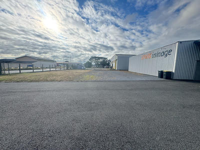 Local commercial - 258 m² - 5 pièces