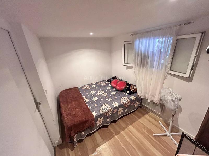 Immeuble - 213 m² - 8 pièces