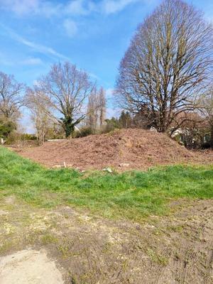 Terrain constructible - 1 641 m²