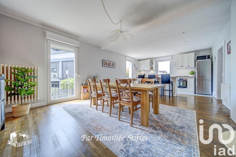 Maison - 136 m² - 6 pièces