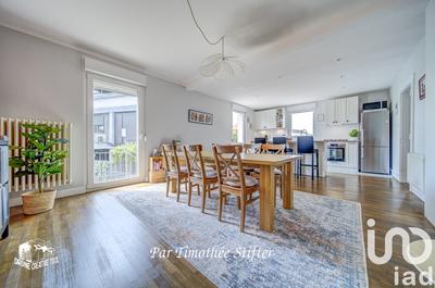 Maison - 136 m² - 6 pièces