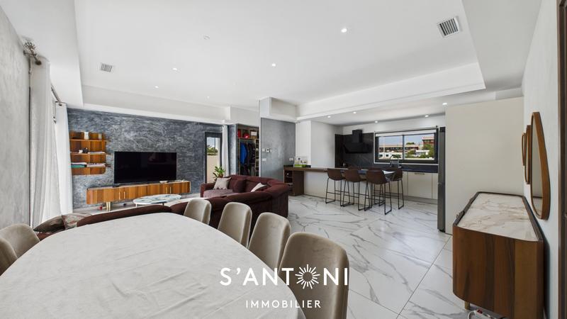 Maison - 110 m² - 4 pièces