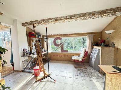 Maison - 203 m² - 5 pièces