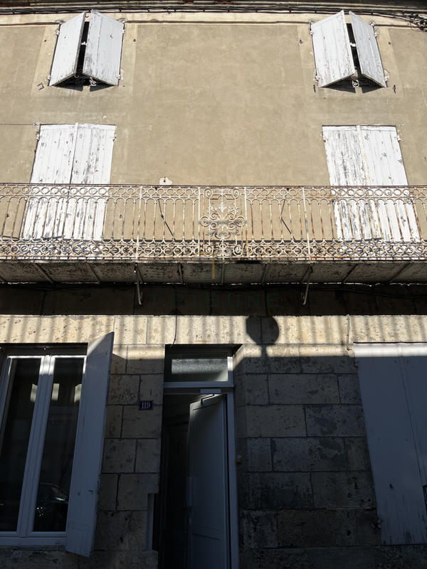 Immeuble - 229 m² - 6 pièces