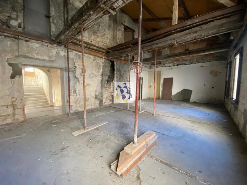 Immeuble - 1 055 m²