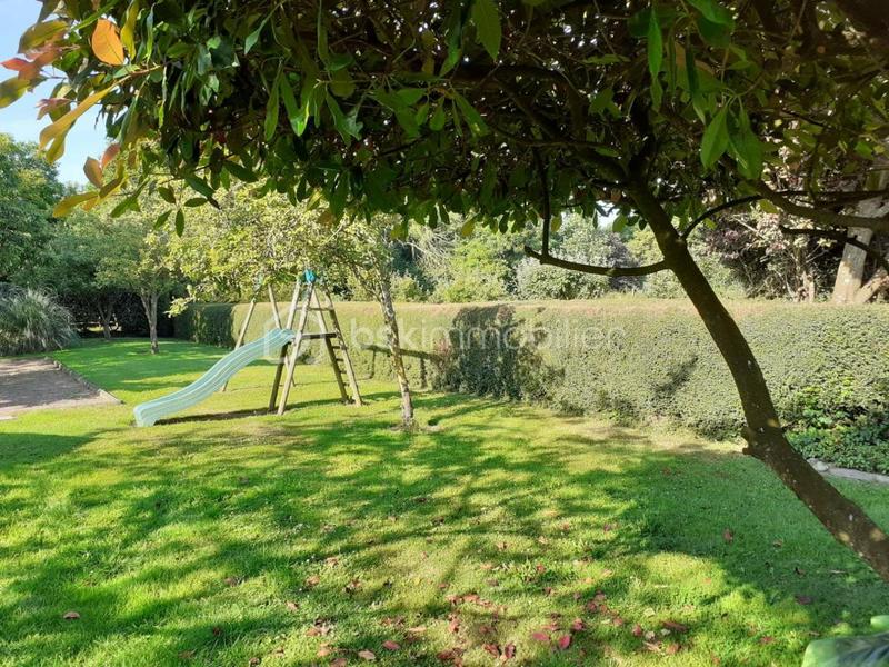 Maison en pierre - 170 m² - 7 pièces