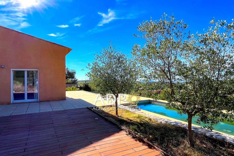 Maison - 140 m² - 4 pièces