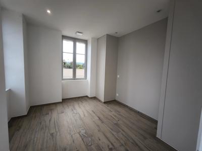 Appartement - 74 m² - 5 pièces