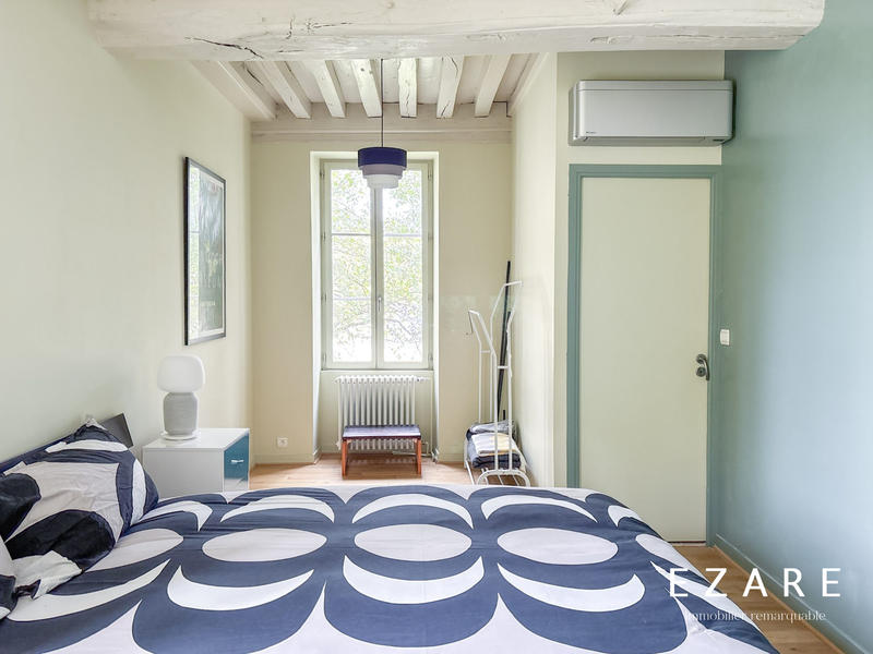 Maison ancienne - 500 m² - 9 pièces