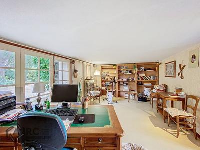 Maison - 144 m² - 6 pièces