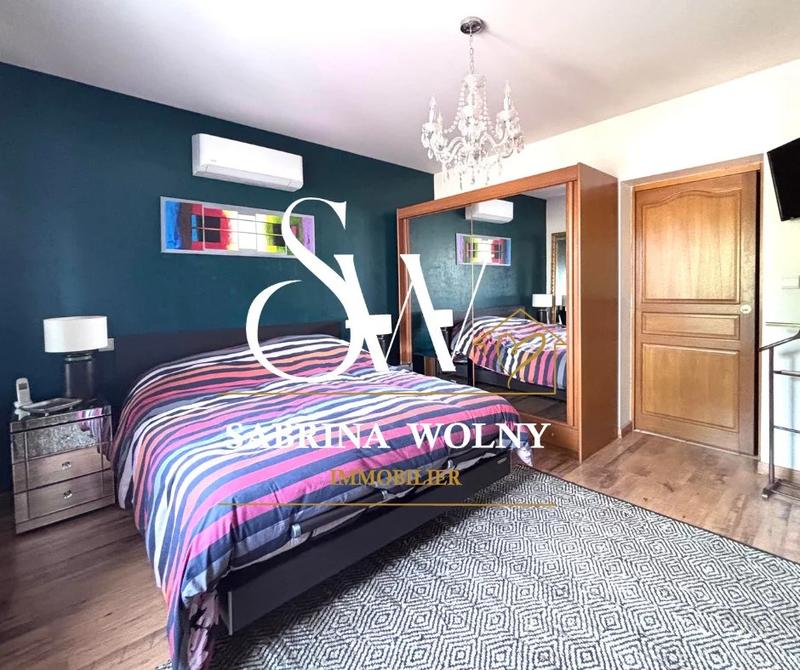 Maison de village - 195 m² - 6 pièces