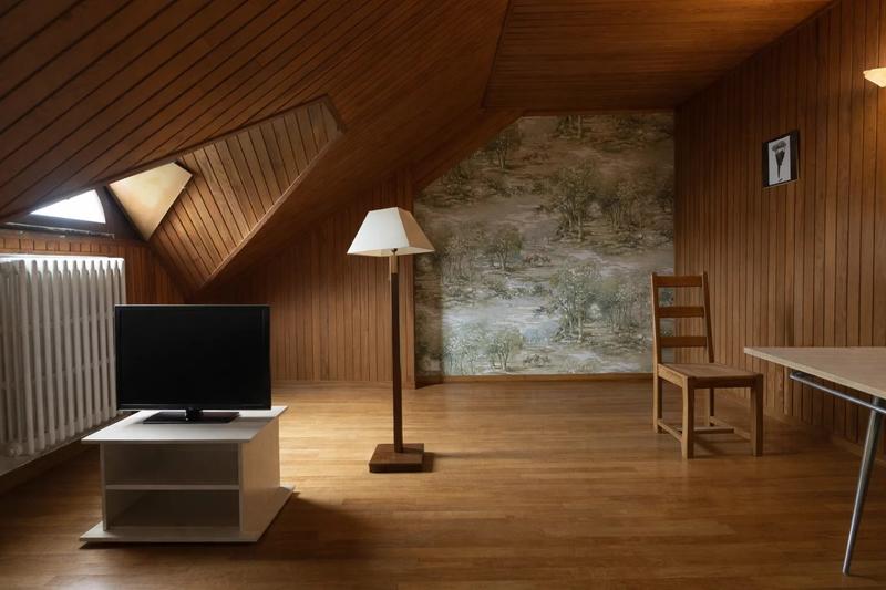 Maison - 230 m² - 8 pièces