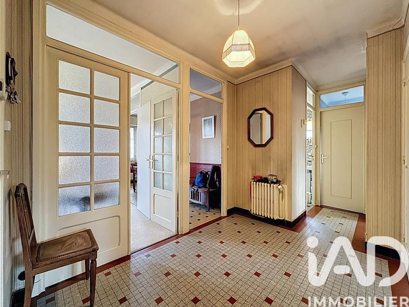 Maison - 99 m² - 5 pièces