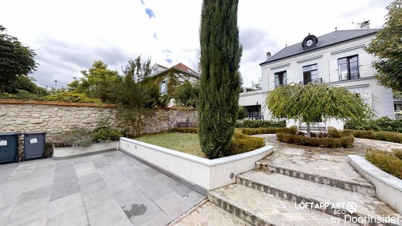 Maison contemporaine - 243 m² - 6 pièces