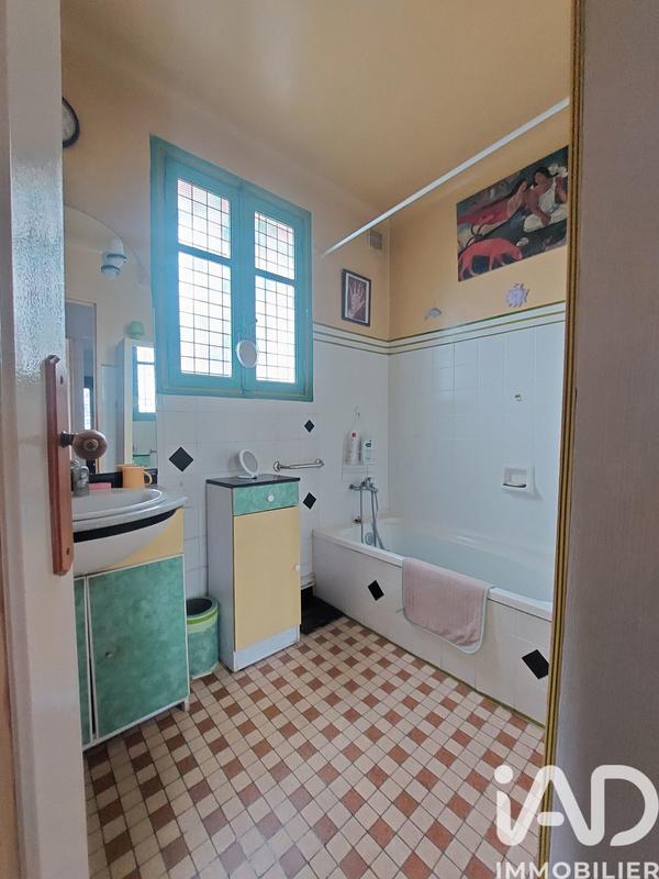 Maison - 80 m² - 5 pièces