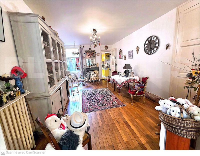 Maison - 180 m² - 6 pièces