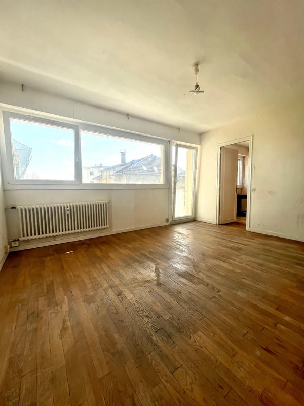 Appartement - 65 m² - 4 pièces