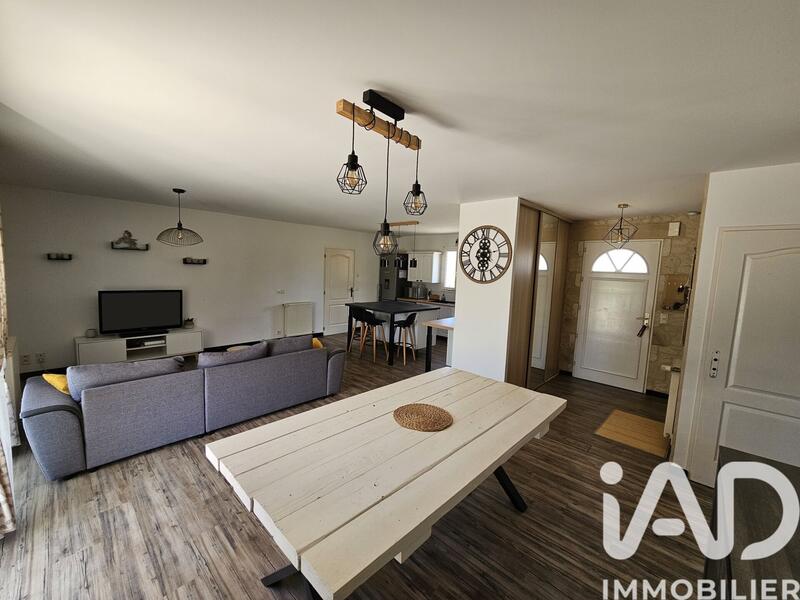 Maison - 95 m² - 4 pièces