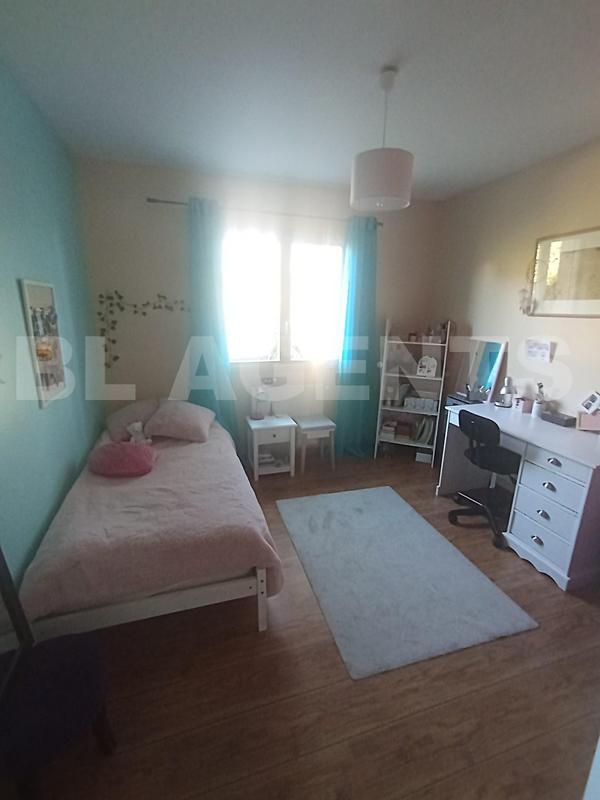 Maison - 96 m² - 4 pièces