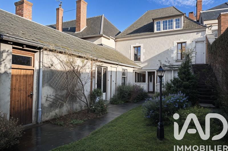 Maison - 197 m² - 9 pièces