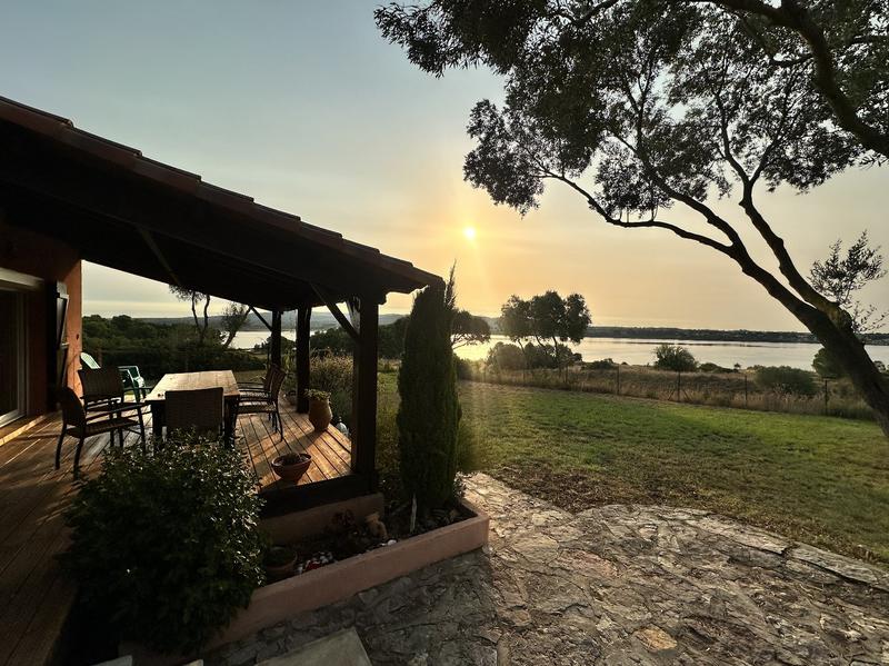 Maison - 270 m² - 3 pièces