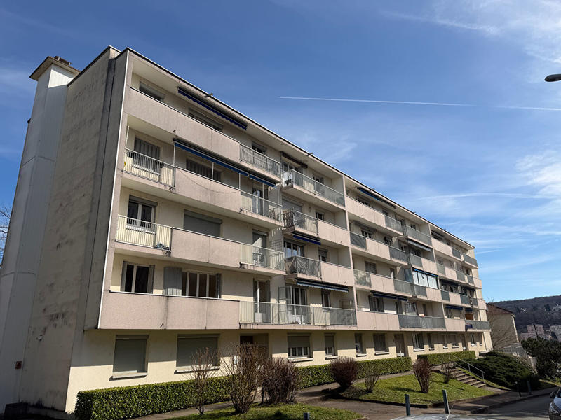 Appartement - 57 m² - 3 pièces