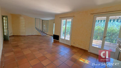 Maison - 139 m² - 5 pièces