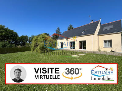 Maison traditionnelle - 161 m² - 6 pièces