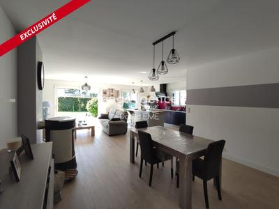 Maison - 104 m² - 5 pièces