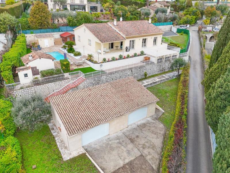 Maison - 192 m² - 4 pièces