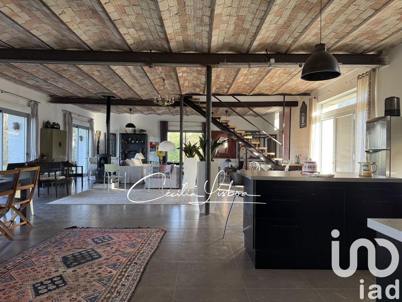 Maison - 257 m² - 5 pièces