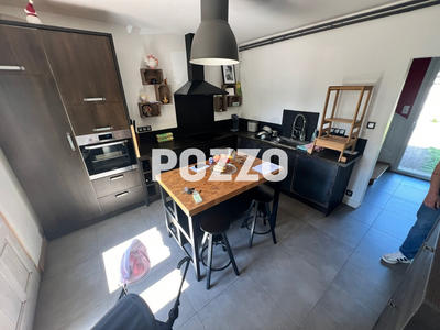 Maison - 105 m² - 4 pièces