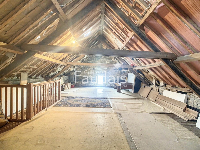 Maison - 148 m² - 7 pièces