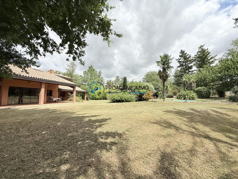 Maison - 198 m² - 6 pièces