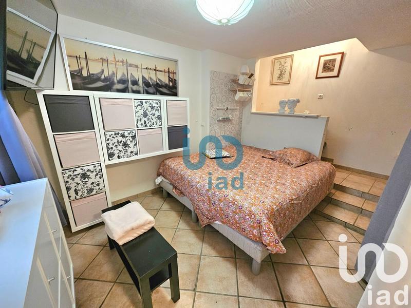 Maison - 240 m² - 8 pièces